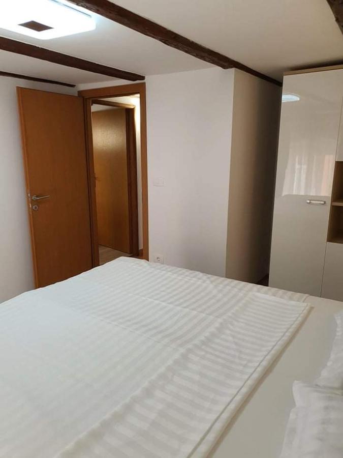 Apartment Aldi 4 *